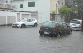 Último temporal não foi o mais forte que cidade enfrentou