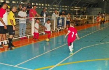 Ginásio da UMC recebe hoje jogos das finais da Copa Kids