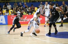 Em jogo equilibrado, Pinheiros vence e deixa Mogi fora da semi