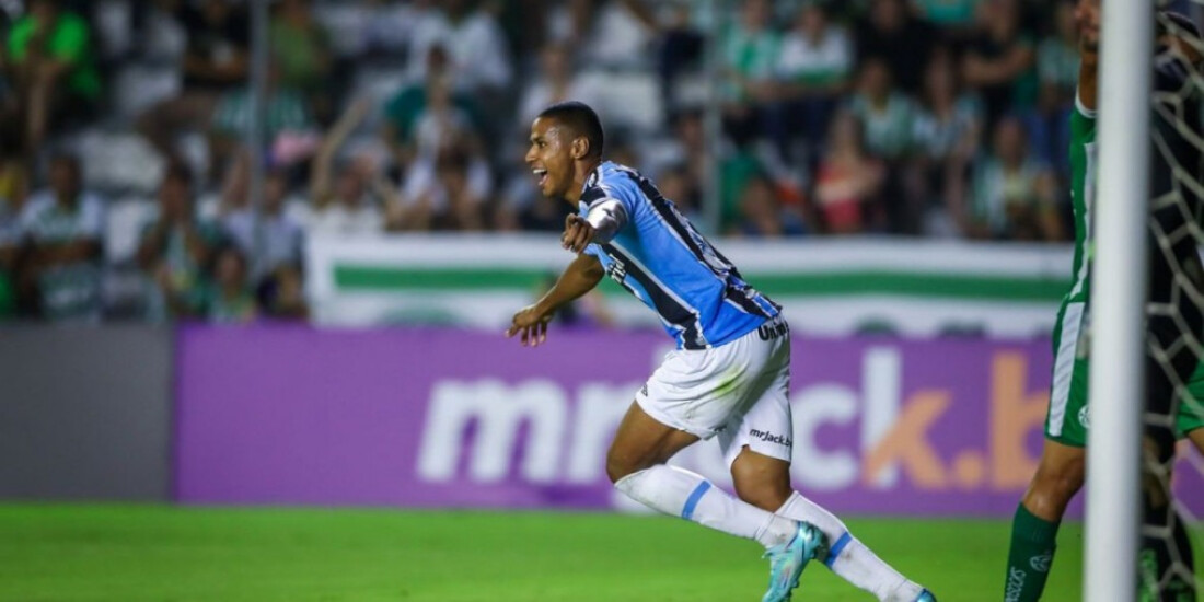 Em jogo movimentado, Grêmio derrota Juventude no Gaúcho