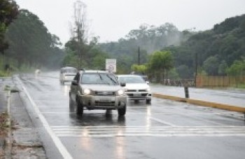 Após congestionamentos, movimento começa a ser normalizado