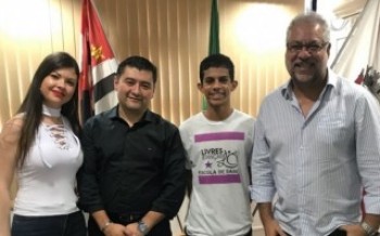Bailarino vai para os Estados Unidos
