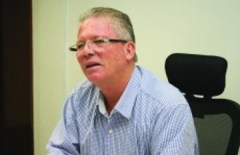 Atual prefeito mantém a liderança em escolha livre
