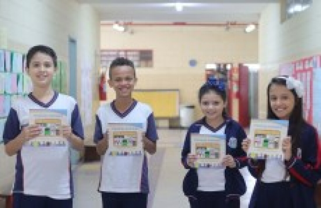 Alunos criam histórias para livro ilustrado