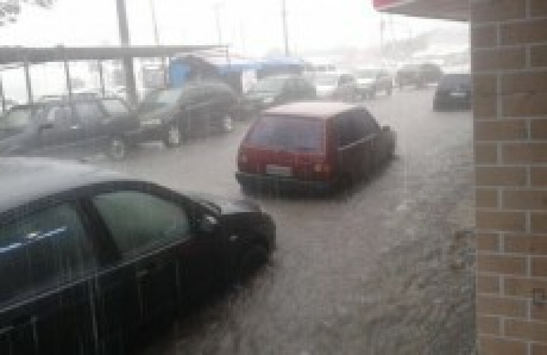 Chuva castiga Suzano: