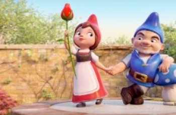 "Sherlock Gnomes e o Mistério do Jardim"