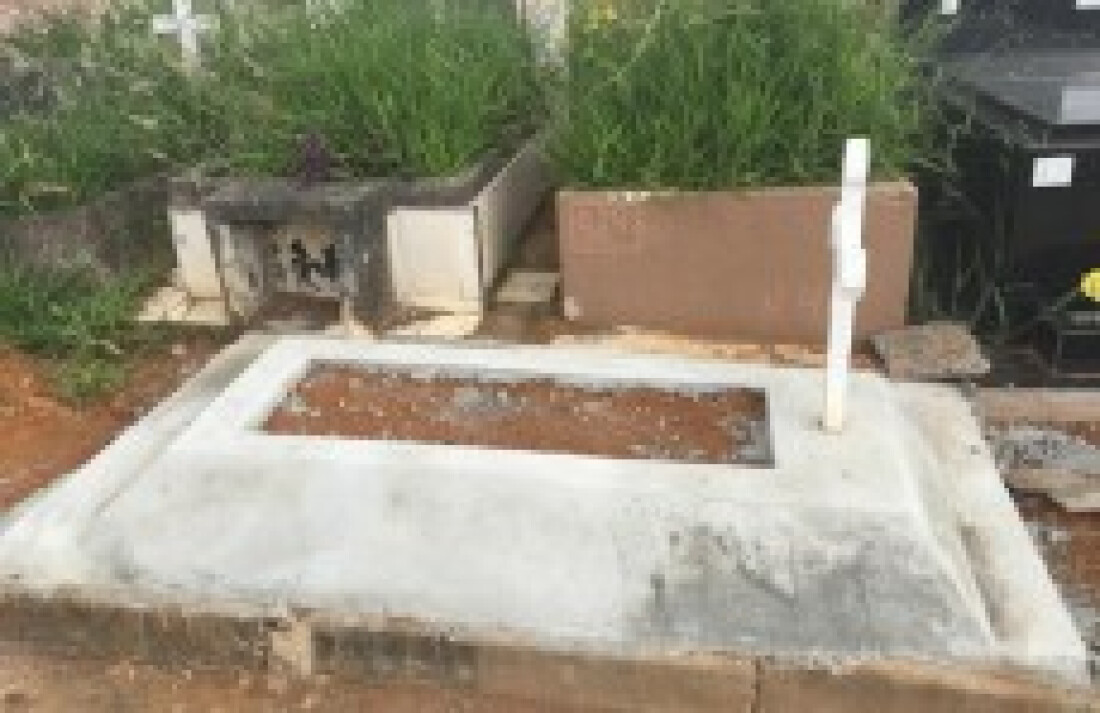 Otimização de espaço em cemitério gera reclamação