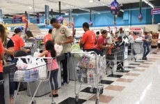 Alimentos tradicionais são os mais procurados para o Natal