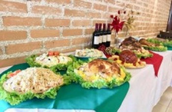 Estabelecimentos da região oferecem ceia para o de Natal