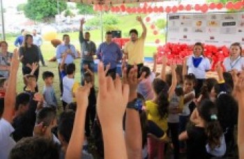 Última entrega de brinquedos em 2017 acontece no Botyra