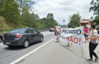 Comitiva mogiana vai à Artesp reclamar do pedágio