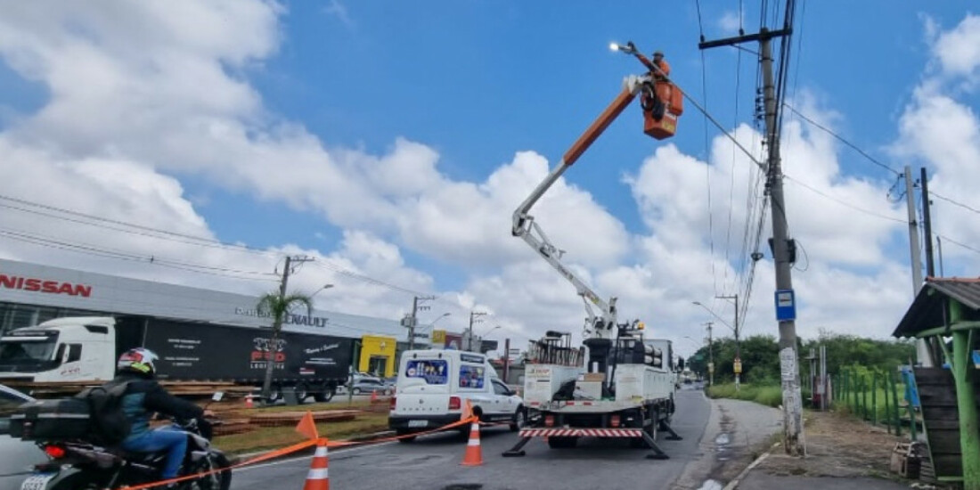 Município recebe novas luminárias de LED