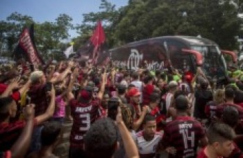 Flamengo assiste partida de adversário no Mundial