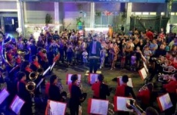 Queen recebe homenagem em Sta. Isabel