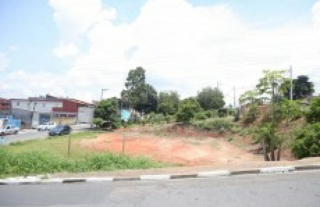 Praças na região do Jardim Colorado serão reformadas