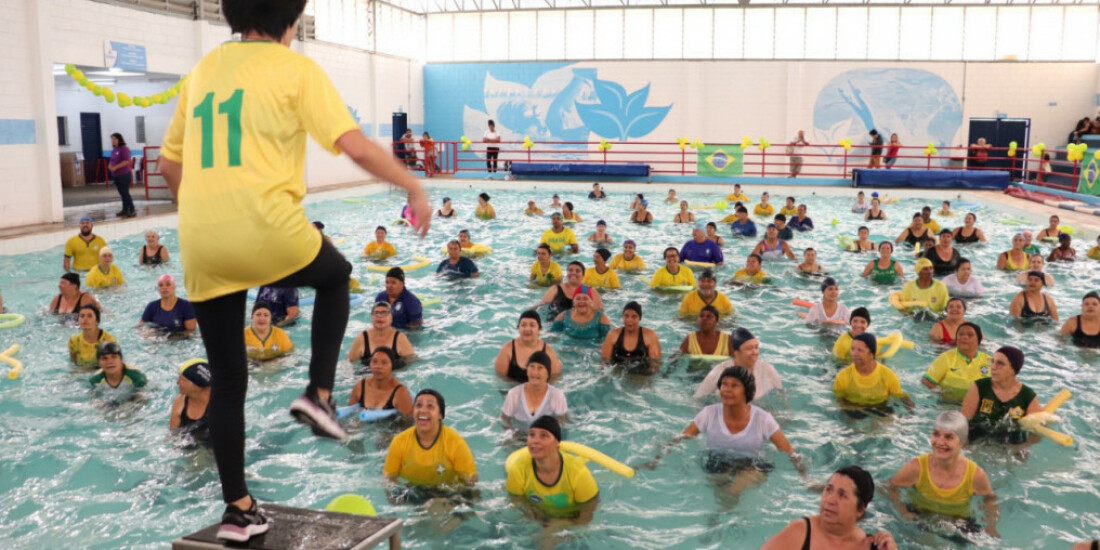 Prefeitura de Suzano abre primeira turma de hidroginástica só para mulheres