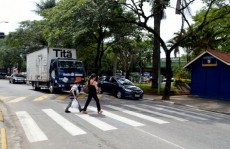 Sinalização de rua começa a chegar no centro do município