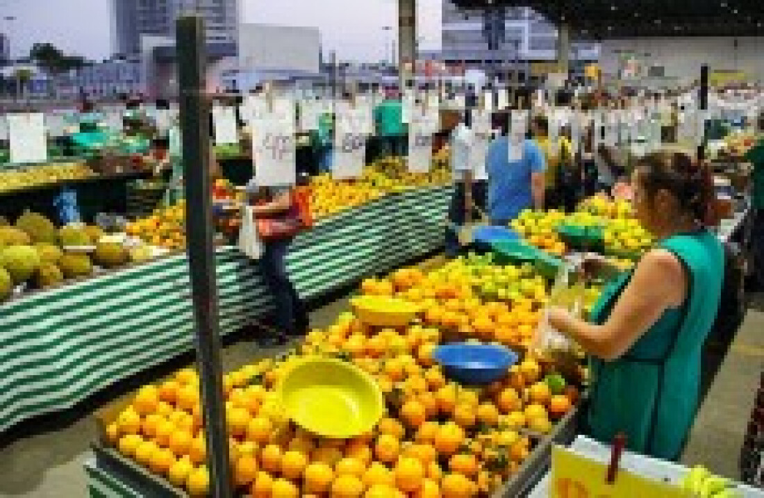 Atrações musicais vão animar as feiras noturnas