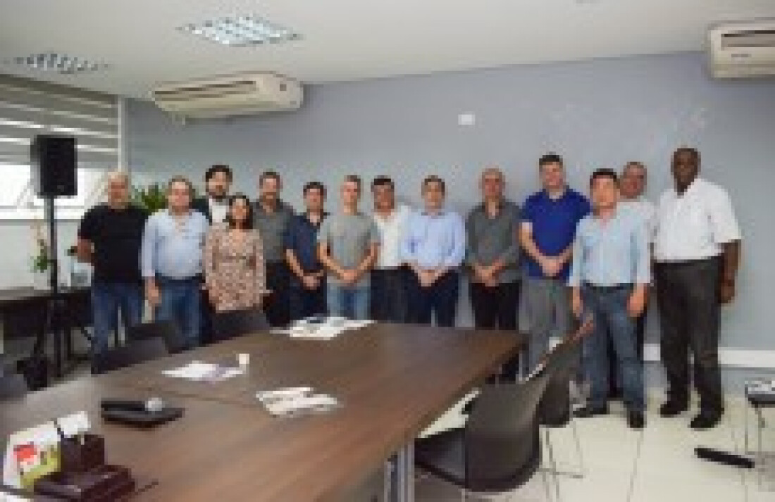 Marcus Melo se reúne com entidades contra o pedágio