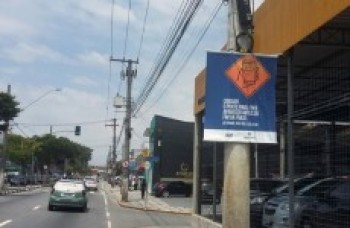 Campanha nas ruas faz alerta ao trânsito seguro