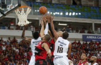 Mogi/Helbor é superado pelo Flamengo e perde liderança