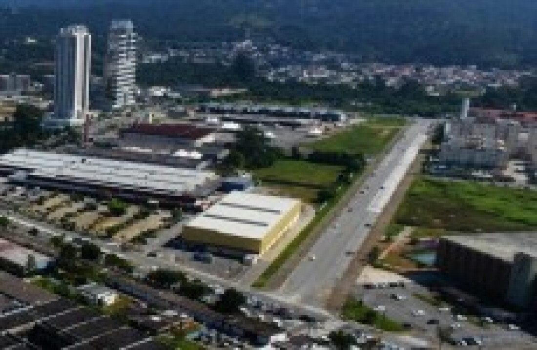 Avenida Cívica é interditada para chegada do Papai Noel