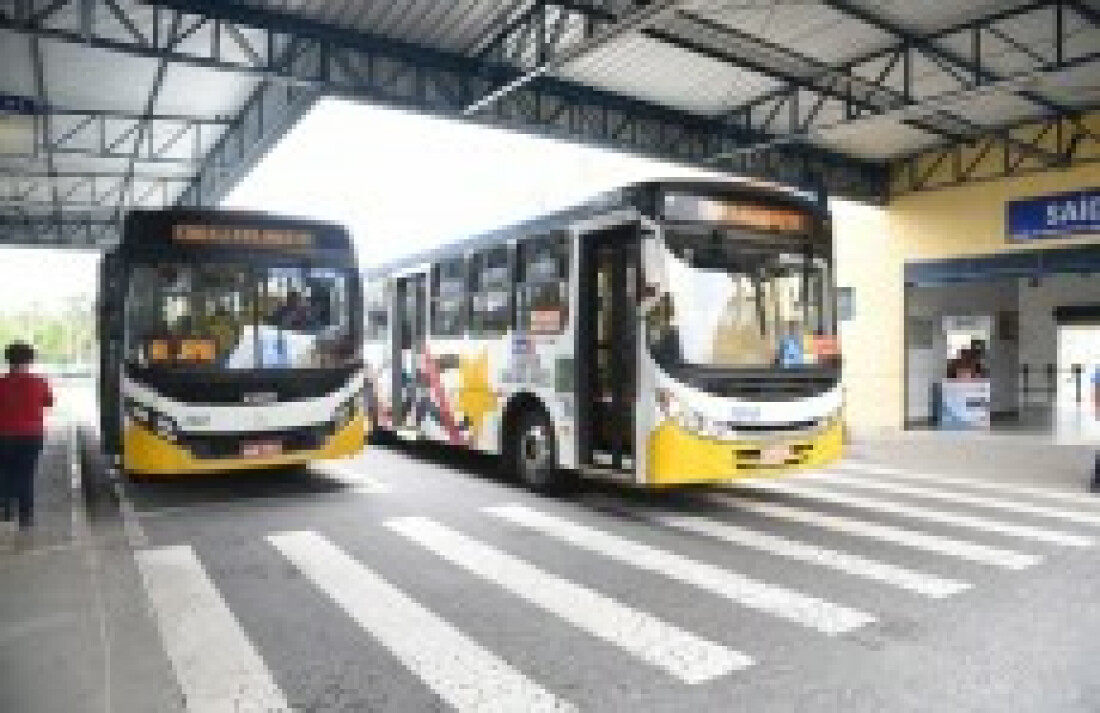 Mogi nega reajuste e mantém tarifa de ônibus em R$ 4,10