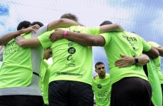 Jogo beneficente arrecada produtos para causas sociais