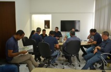 Sindicato discutirá porta giratória