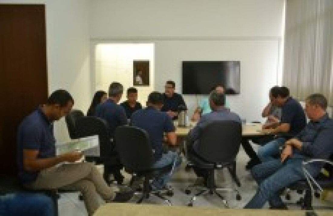 Sindicato discutirá porta giratória