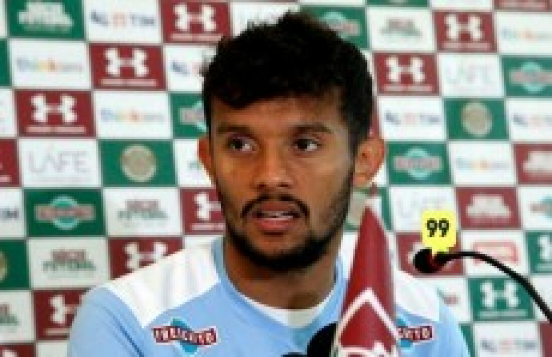 Palmeiras fecha com Gustavo Scarpa