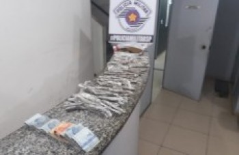 Jovem é preso com drogas no bairro da Vila Estação