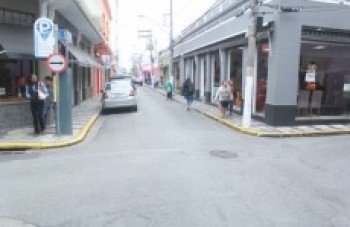 Centro conta com novas vagas de estacionamento a partir de hoje