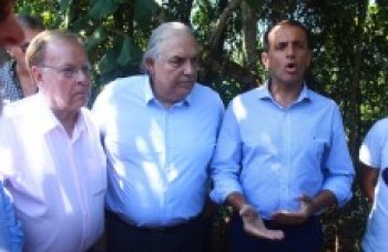 Deputados enviam documento para Doria repudiando pedágio