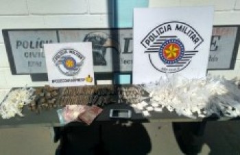 Polícia apreende mais de um quilo de drogas