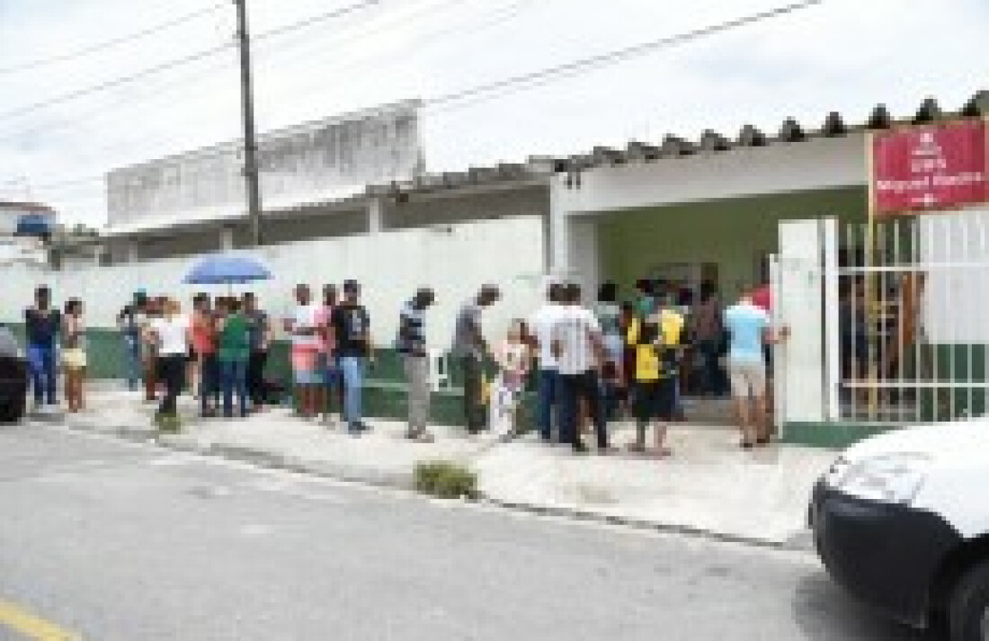 Vacinação é suspensa e 30 mil doses são pedidas