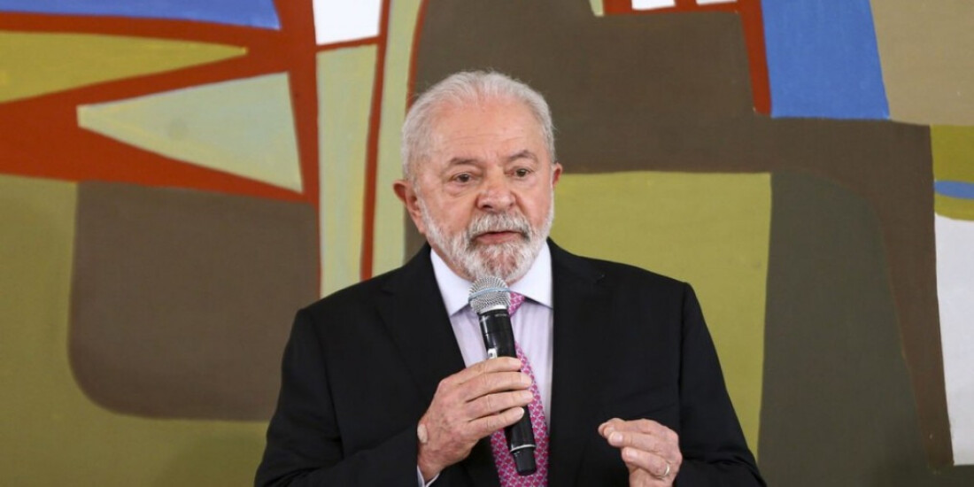 Lula diz que democracia é o patrimônio mais precioso da população