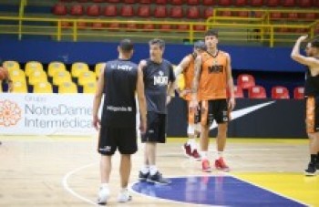 Mogi encara o Rio Claro hoje no Hugo Ramos pelo NBB