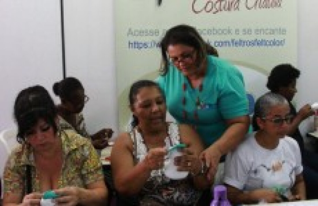 Oficina de feltro é realizada em Itaquá