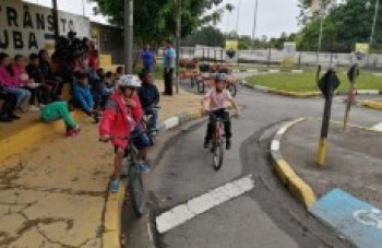 'Parque Escola' recebe visita decrianças do Cras Morro Branco