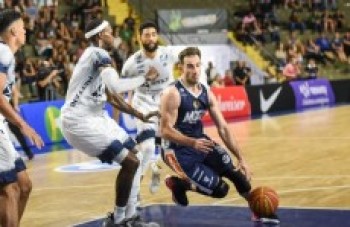 Mogi Basquete perde a invencibilidade no NBB