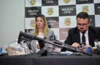Polícia localiza fuzil em lava-rápido de Suzano
