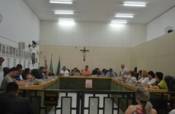 Bônus assiduidade continua sendo negociado em Ferraz