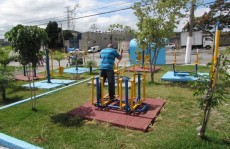 Academia ao Ar Livre e jardim são entregues