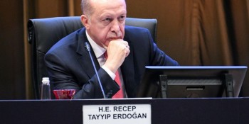 Erdogan declara estado de emergência em região atingida por terremoto