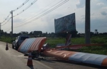 Avião faz pouso forçado em Biritiba