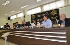 Vereadores exigem melhoria no transporte