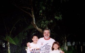 Pai e filhos unidos pelo esporte