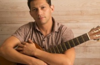 Alex Constantino apresenta o projeto Sempre Samba