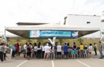População é orientada sobre doença no Dia Mundial do AVC